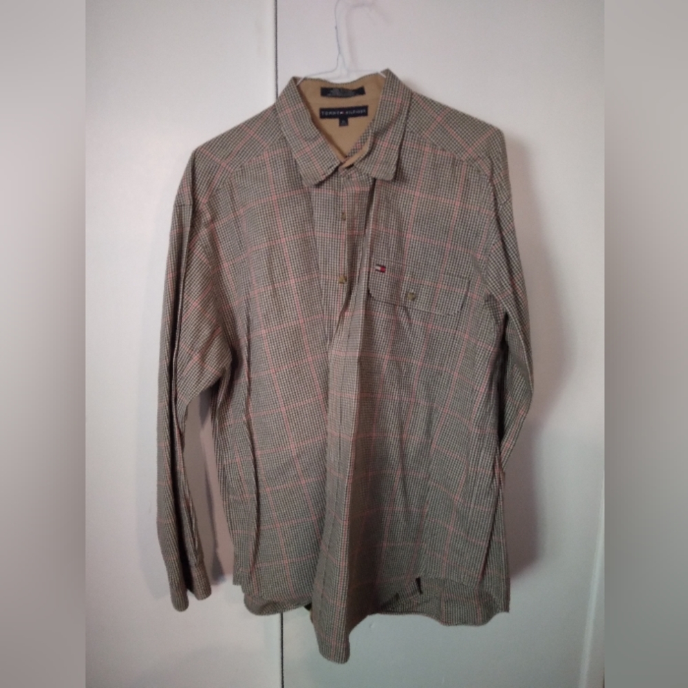 Men's Tommy Hilfiger long sleeve shirt.